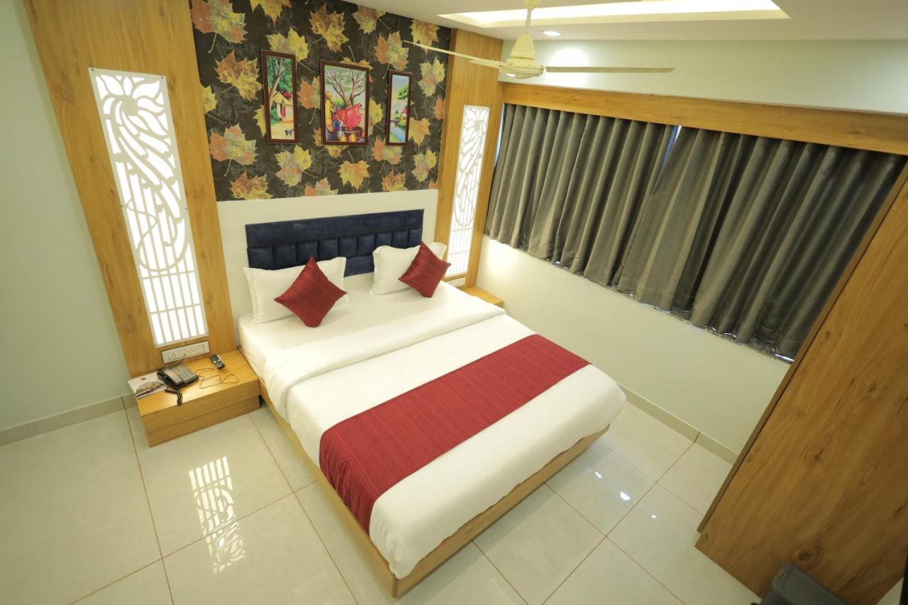 Hotel Rk Fortune Ahmedabad Eksteriør bilde